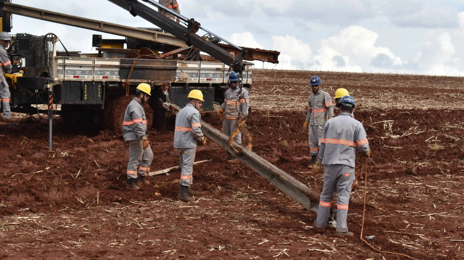 Temporal do fim de semana foi o mais grave enfrentado pela Copel no Interior