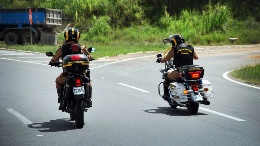 Feriado de Finados terá policiamento reforçado nas estradas estaduais do Paraná