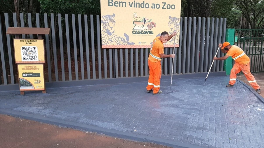 Zoo estará aberto no feriado, mas visitas precisam ser agendadas