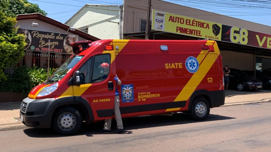 Colisão de trânsito é registrada na Avenida Papagaios