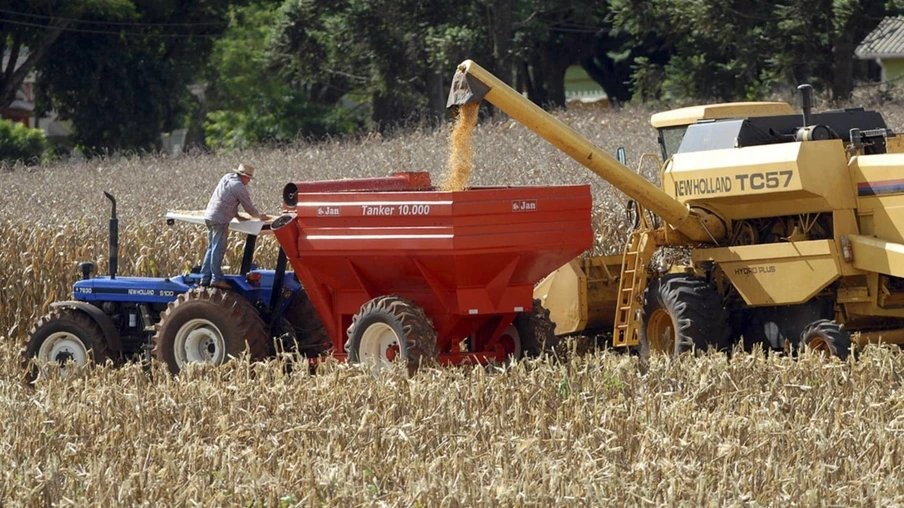 Exportação de máquinas agrícolas cresce 5% em março