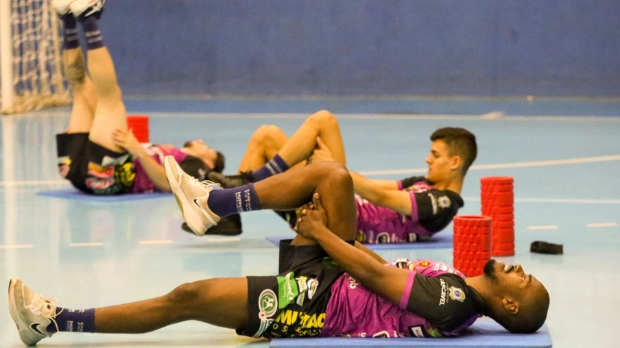 Com tempo de preparação, Cascavel Futsal deverá ter quase todo o elenco à disposição para confronto com o Minas