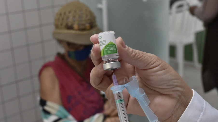 Na reta final da campanha, Saúde alerta população para vacinação contra gripe e sarampo