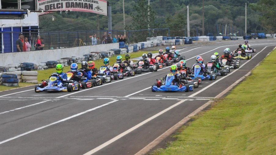 Cascavel realiza neste sábado a  3ª etapa Metropolitano de Kart