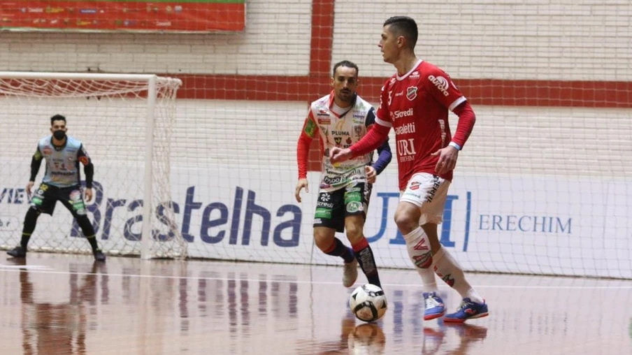 Com VAR, Liga Futsal abre semifinais