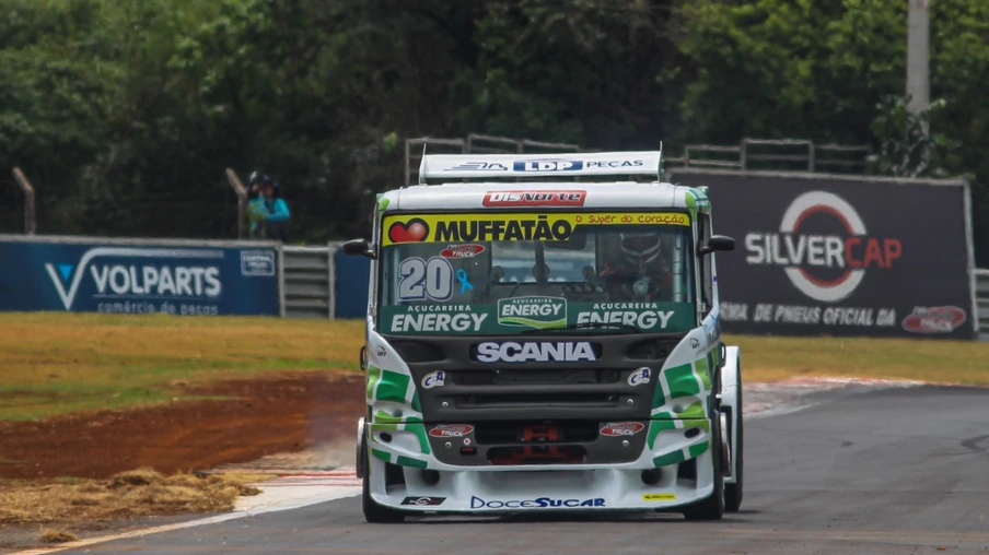 Muffato domina treinos da F-Truck em Londrina