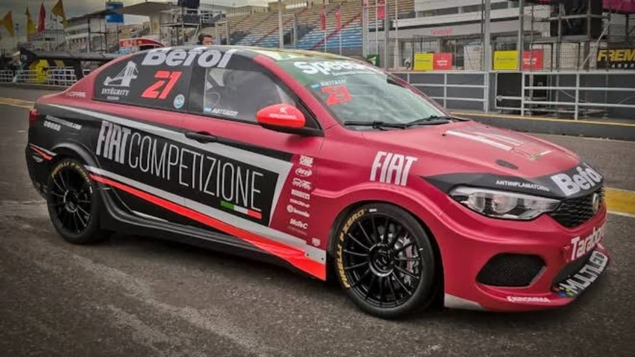 Fiat Competizione chega ao Brasil com Thiago Lopes contra gringos