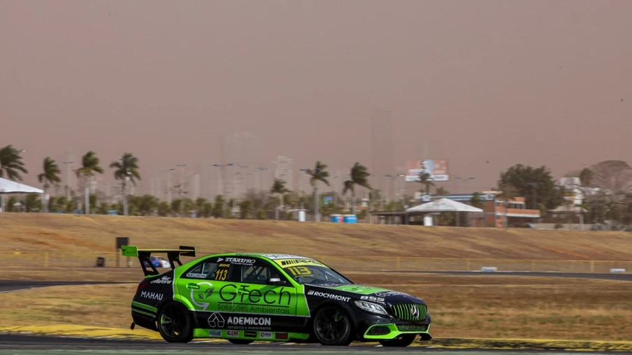 AMG CUP: José Neto celebra pódio em casa 