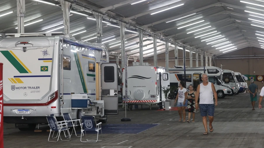 Cascavel sedia encontro de motorhomes no Centro de Convenções e Eventos