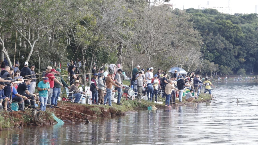 Pesca no Lago