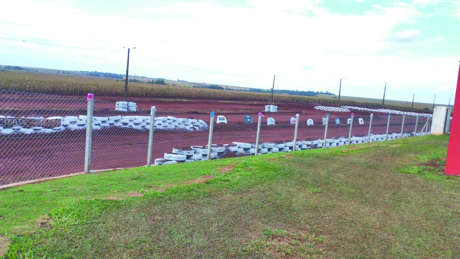 Palotina inaugura autódromo de Velocidade na Terra no Paraná
