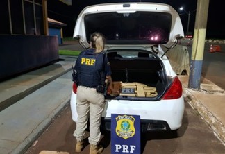 PRF apreeende maconha transportada em veículo roubado