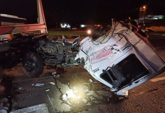 Motorista morre em batida entre guincho e ônibus na BR-369 em Corbélia