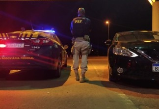 PRF recupera carro roubado no mês passado em São Leopoldo (RS)