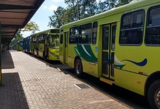 Sob administração da prefeitura, transporte coletivo de Foz entra em greve