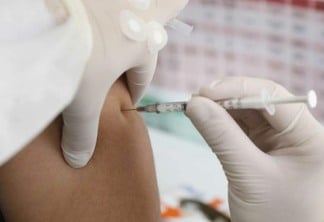 Terceira dose da vacina anticovid é para público acima de 18 anos
