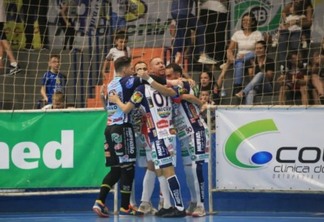 Cascavel Futsal vence clássico contra Umuarama, fora de casa