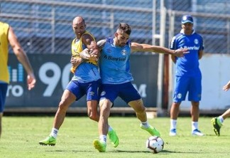 Grêmio viaja para a Argentina sem Michel, Léo Moura e Diego Tardelli