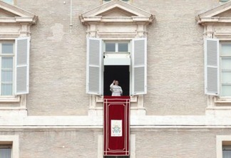 Papa Francisco disse que "quem se transforma em escravo do telefone perde a sua liberdade". - Foto:Agência Reuters
