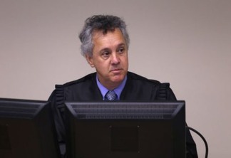 Relator votou a favor da condenação de Lula pelo sitio de Atibaia e ampliou pena de ex-presidente - Foto: Sylvio Sirangelo/TRF4
