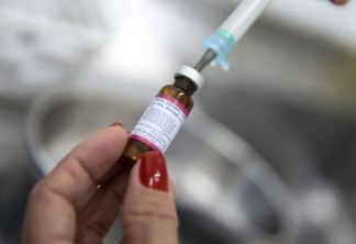 Vacinação contra a Poliomielite e Sarampo.