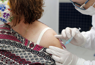 Regionais de Saúde recebem primeiras doses contra gripe