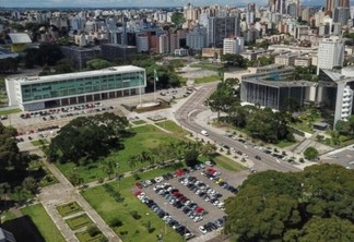 Novo decreto estadual do Paraná suspende cobranças de dívidas de contribuintes