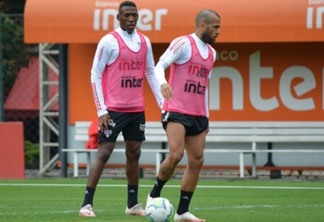 Torcida do São Paulo cobra principais jogadores
Crédito: Érico Leonan / saopaulofc.net
