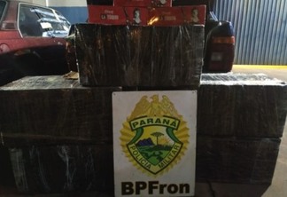 BPFron apreende 300 pacotes de essência de narguilé contrabandeados