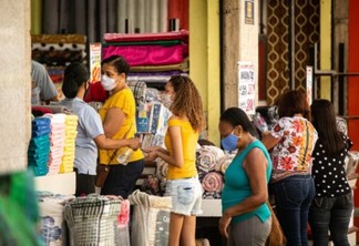 Famílias endividadas chegam a 90,5% no Paraná, em segunda alta consecutiva