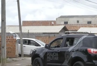 Quatro suspeitos de roubo de carga de cigarros morrem em confronto no Paraná