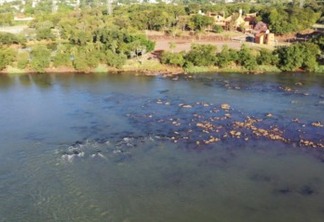 Baixa vazão do Rio Paraná evidencia novo cenário natural paisagístico