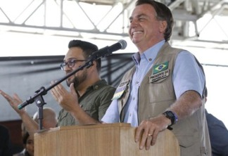 O Presidente Jair Bolsonaro participou, nesta terça (28), da inauguração da Estação Cidadania em Teixeira de Freitas (BA)