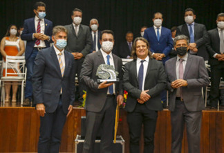 Governador Carlos Massa Ratinho Junior recebe titulo de Benfeitor do Oeste, em Cascavel
Foto Gilson abreu/AEN