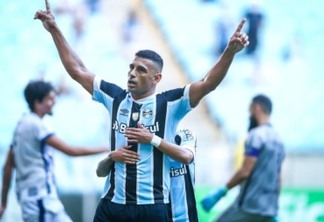Com equipe titular, Grêmio supera São José por 2 a 1 no Gaúcho
