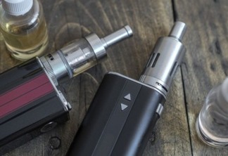 Advanced personal vaporizer or e-cigarette, from above