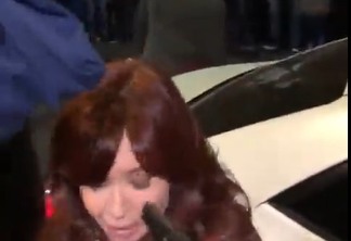 Brasileiro é preso após tentar assassinar vice-presidente da Argentina, Cristina Kirchner; Confira o vídeo