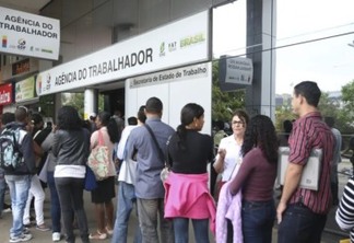 Desemprego no Governo Lula chega a 7,9% no trimestre, diz IBGE