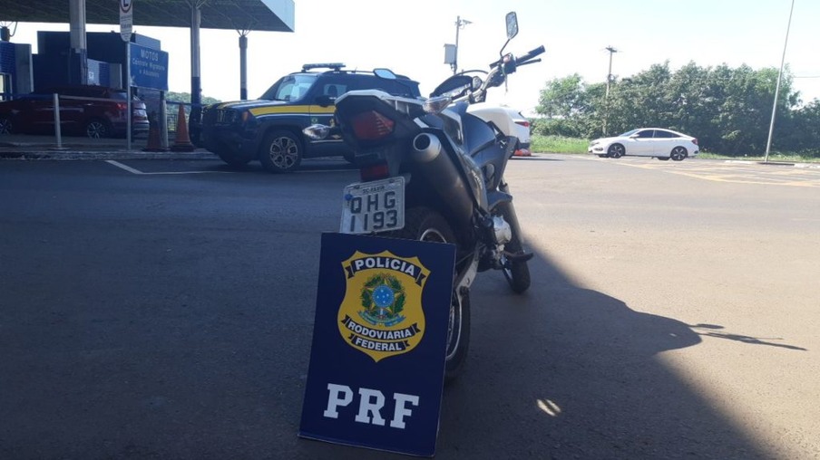 PRF recupera moto roubada em Foz do Iguaçu