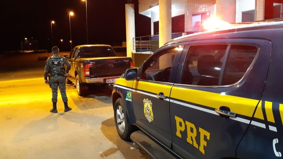 Operação Muralha em Guaíra apreende caminhonete roubada em Marechal Cândido Rondon