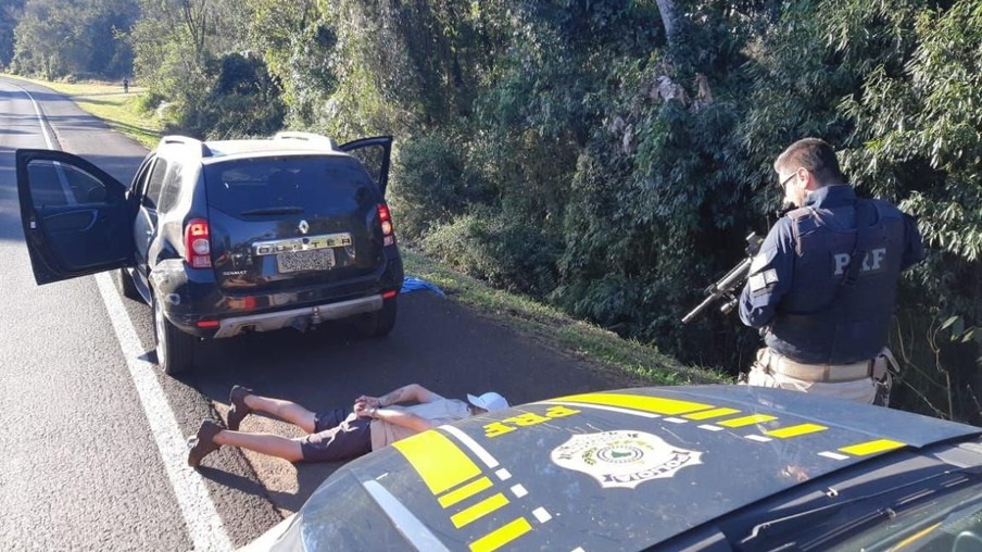 Polícia recupera em Catanduvas (PR) carro roubado na Grande Curitiba