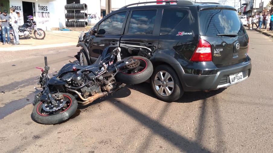 Motociclista fica gravemente ferido em acidente no Nova Cidade