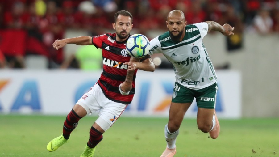O que mudou em Flamengo e Palmeiras desde o último duelo no Brasileirão