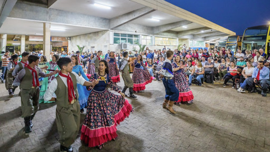 Semana Farroupilha dobra o número de visitantes na Iluminação da Itaipu