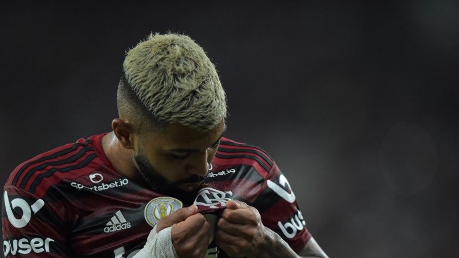Flamengo vence o Bahia e aumenta a vantagem na liderança da Série A