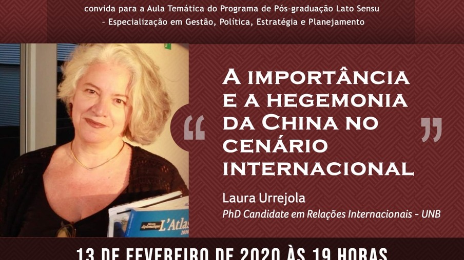 Laura é PhD em Relações Internacionais