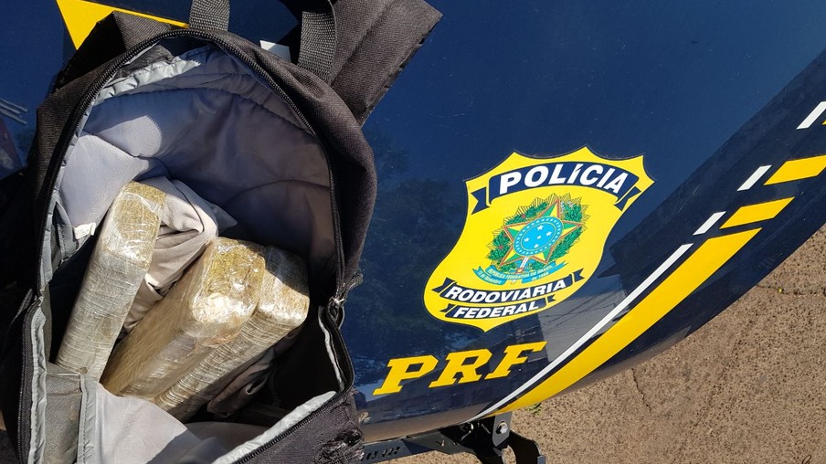 Passageiro em carro de aplicativo é preso com drogas em Foz do Iguaçu