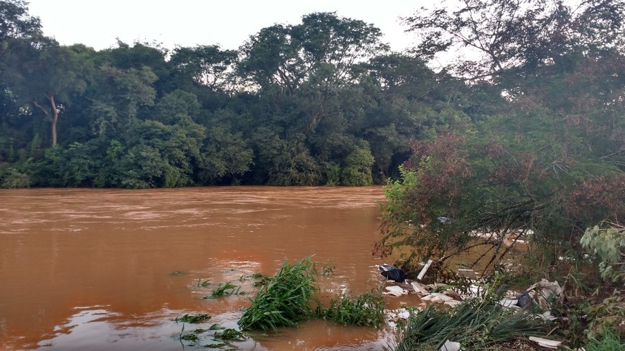 Campus Beltrão: Unioeste monitora qualidade do principal rio do Sudoeste