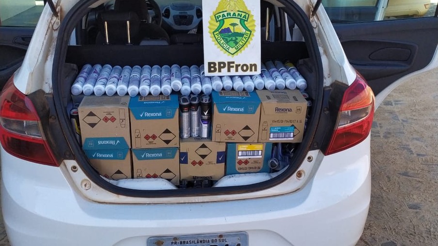 BPFron apreende quase dois mil frascos de desodorante durante Operação Hórus em Santo Antônio do Sudoeste