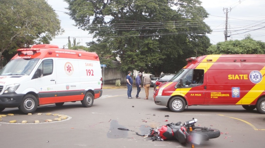 Motociclista de 18 anos morre em acidente no centro de Umuarama 